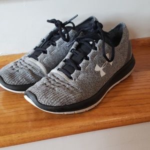 Under Armour  shoes